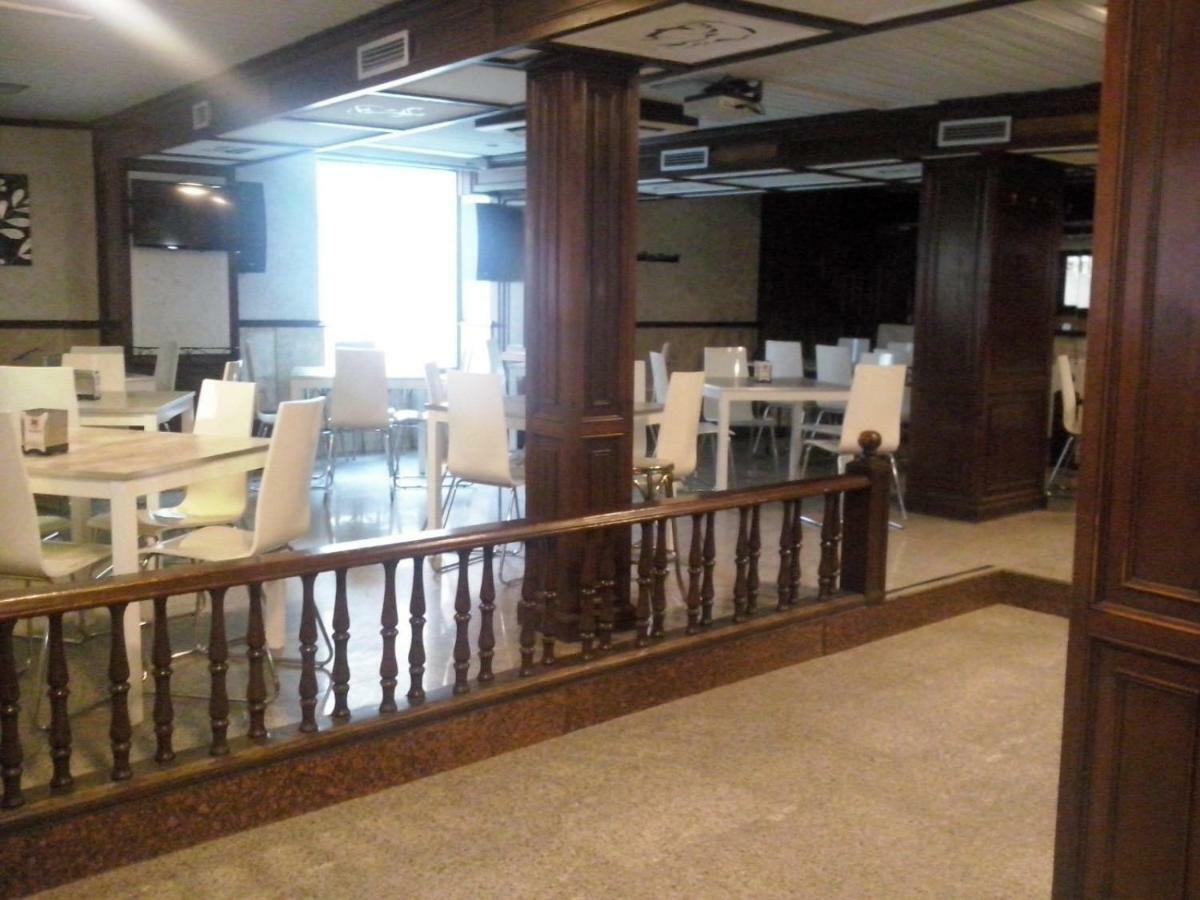 Almazán Hostal El Arco מראה חיצוני תמונה