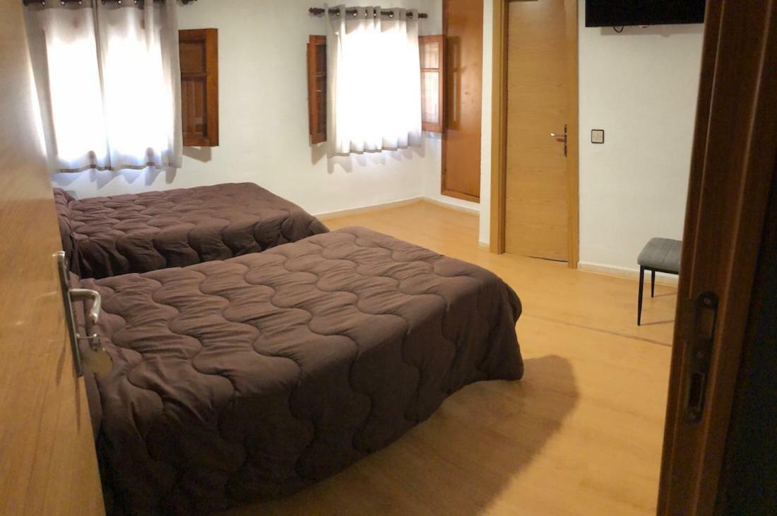 Almazán Hostal El Arco מראה חיצוני תמונה